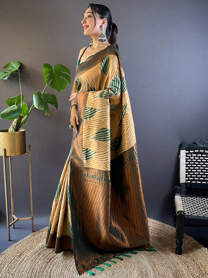 Green Tussar Silk Abstract Ikkat Print Saree