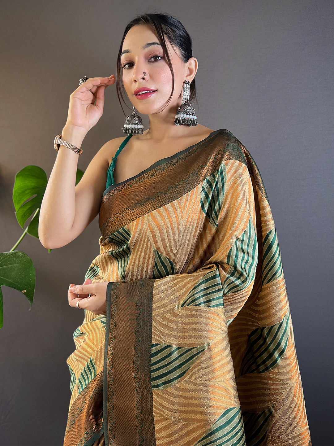 Green Tussar Silk Abstract Ikkat Print Saree