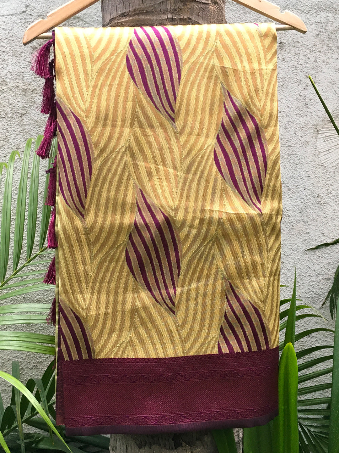 Olive Tussar Silk Abstract Ikkat Print Saree