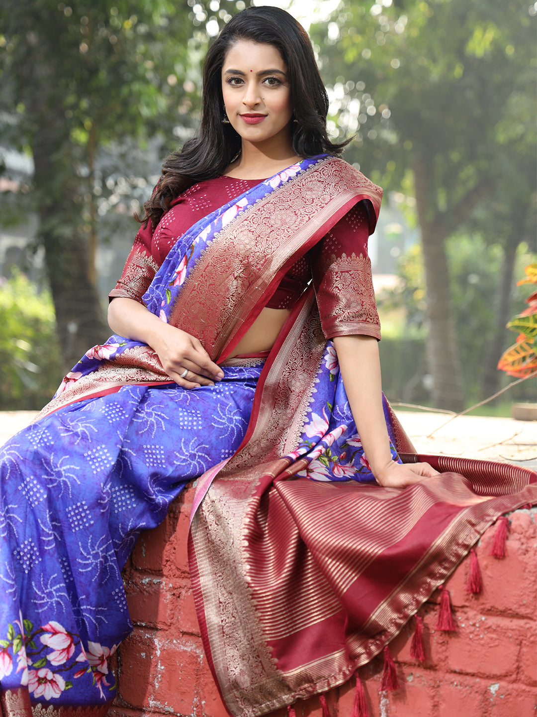 Elegant Purple Pure Viscose Dola Silk Saree with Exquisite Floral Print